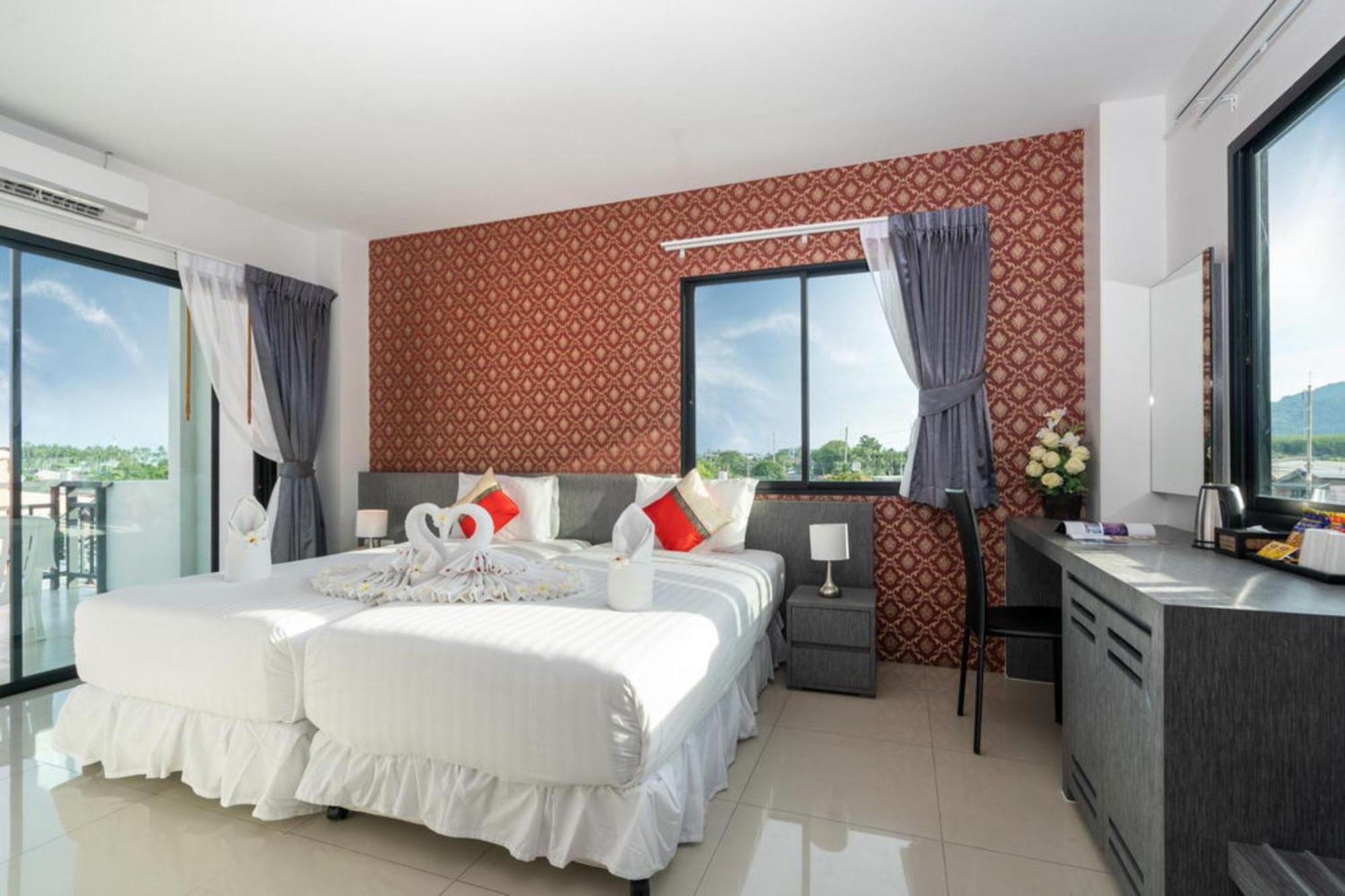 The Thames Pool Access Resort & Villa - Sha Extra Plus Chalong Exterior photo